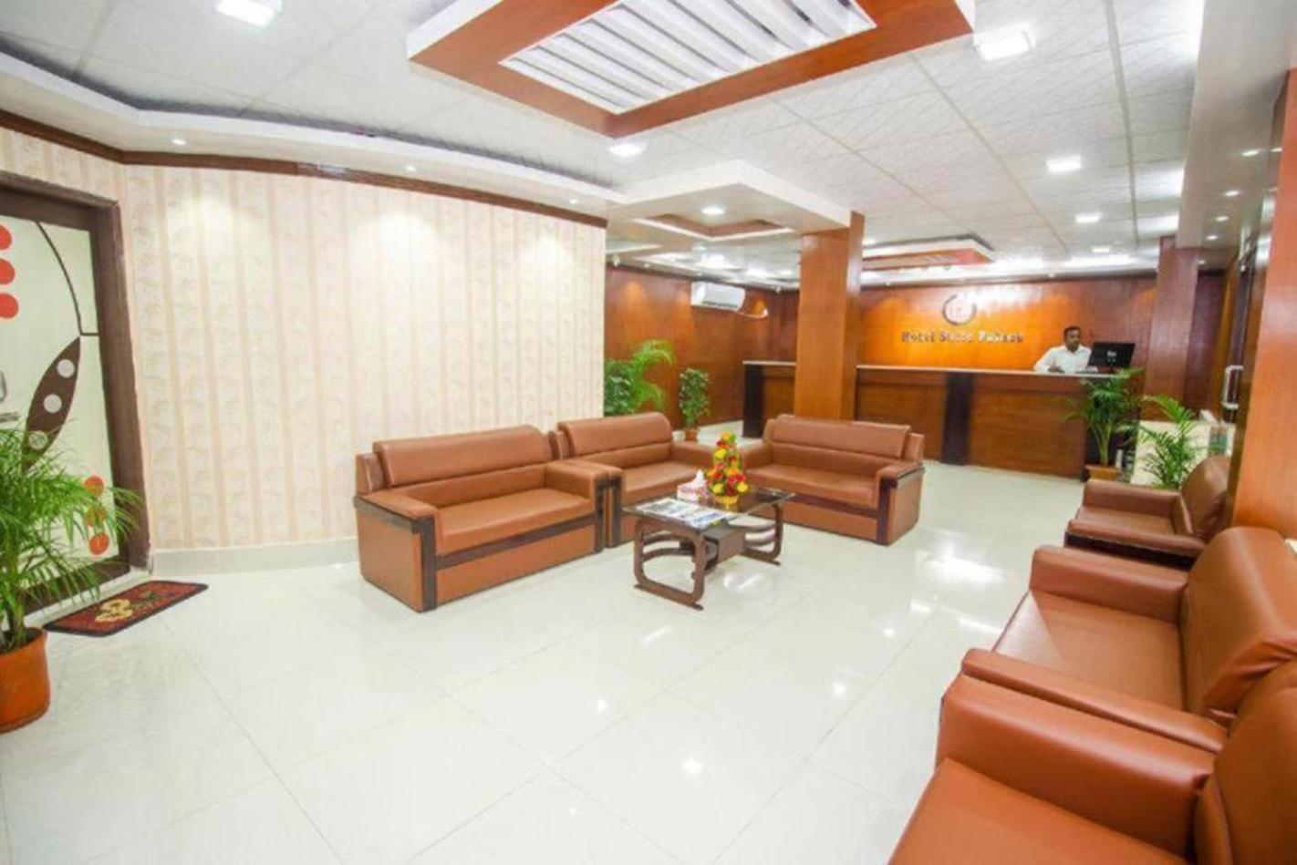 Hotel Suite Palace Baridhara Дака Екстериор снимка